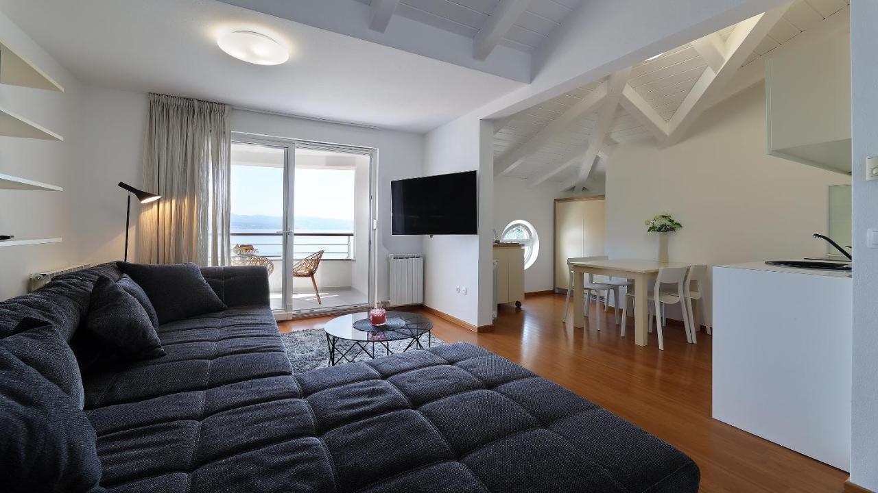 Sea View Apartment In Ičići エクステリア 写真