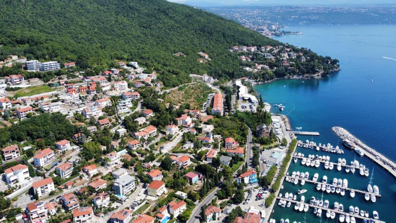 Sea View Apartment In Ičići エクステリア 写真